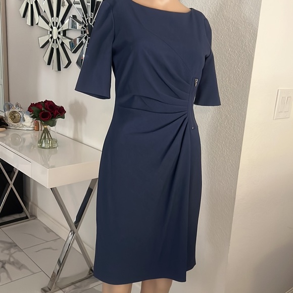 (TAHARI) ladies stretch dress size 2 never worn - Picture 5 of 11